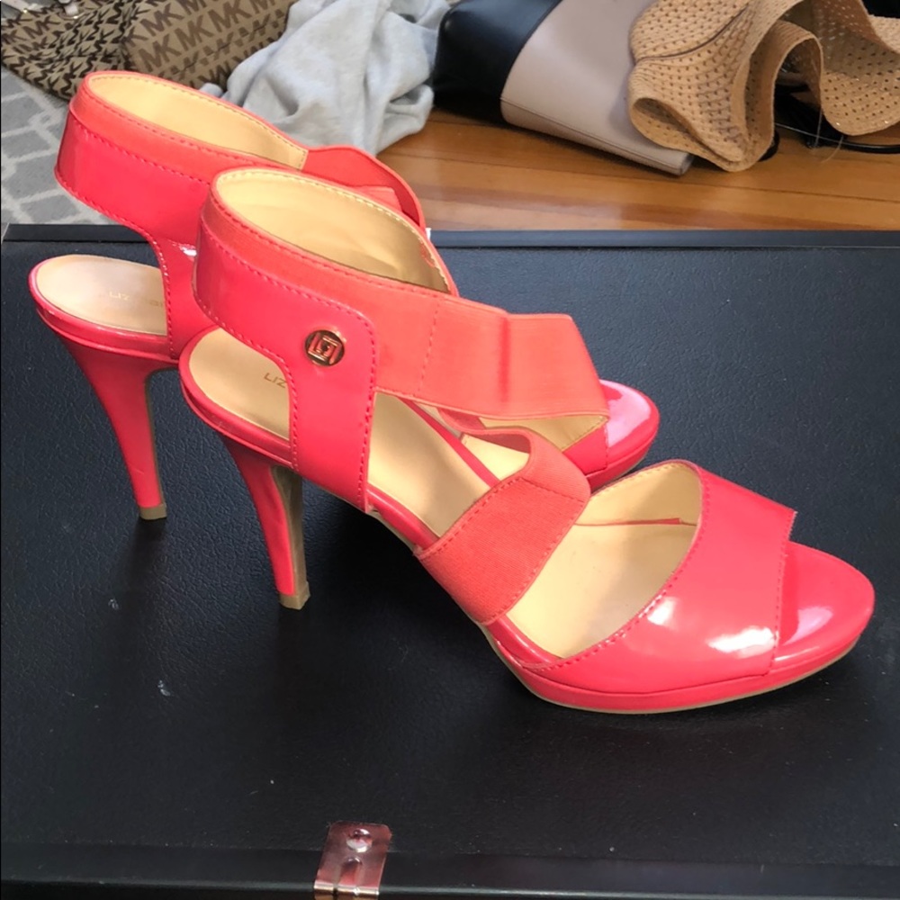 Liz Claiborne Peach Heels